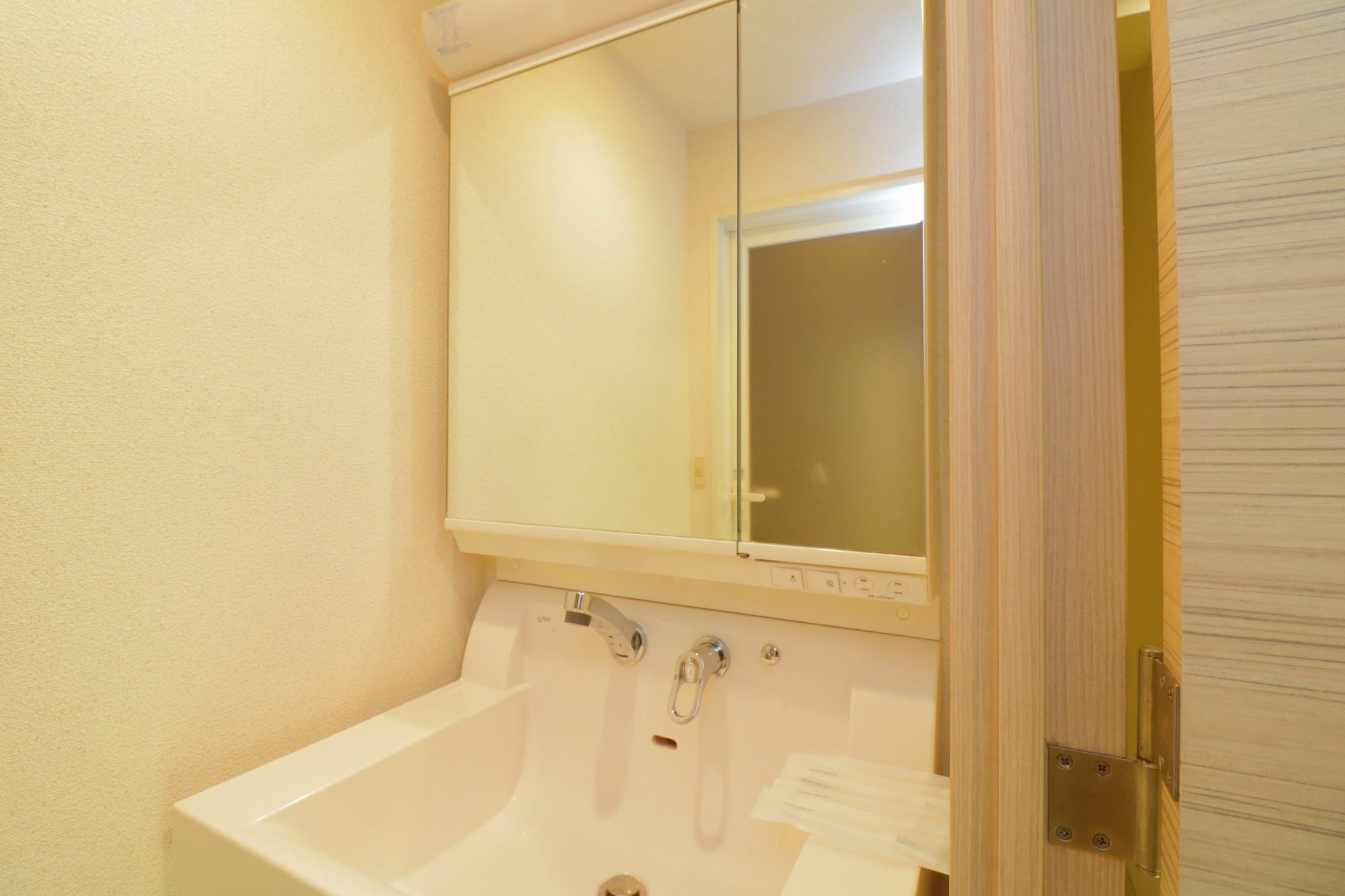 Hg Cozy Hotel No 17 通天閣前 Осака Экстерьер фото